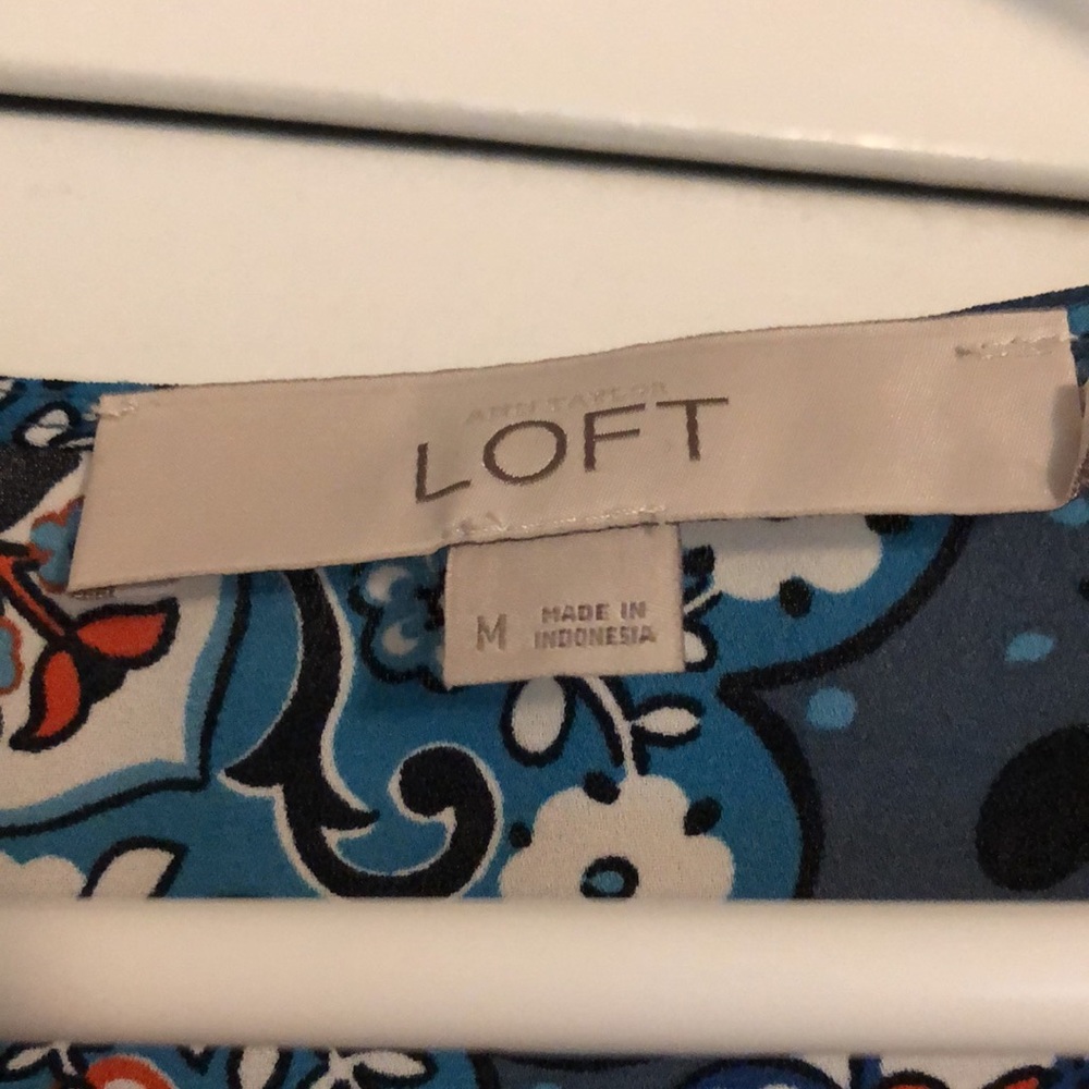 Flowy Loft Top - Picture 3 of 9